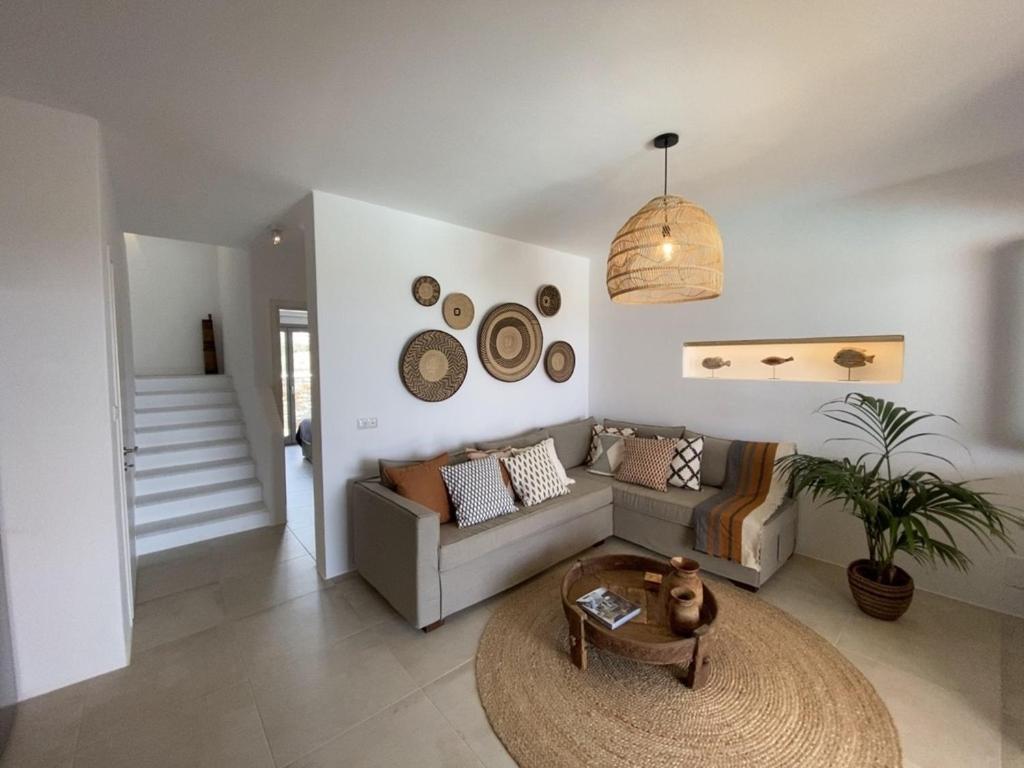 Villa Ypsilon Naxos - Luxury Holiday House With Amazing Sea View & Private Pool Αγία Άννα Εξωτερικό φωτογραφία